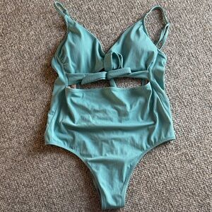 Shade & Shore Aqua Swimsuit with Ribbed Texture